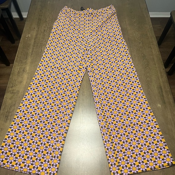 Urban Outfitters Pants - Urban Outfitters Wide-Leg Pants floral print